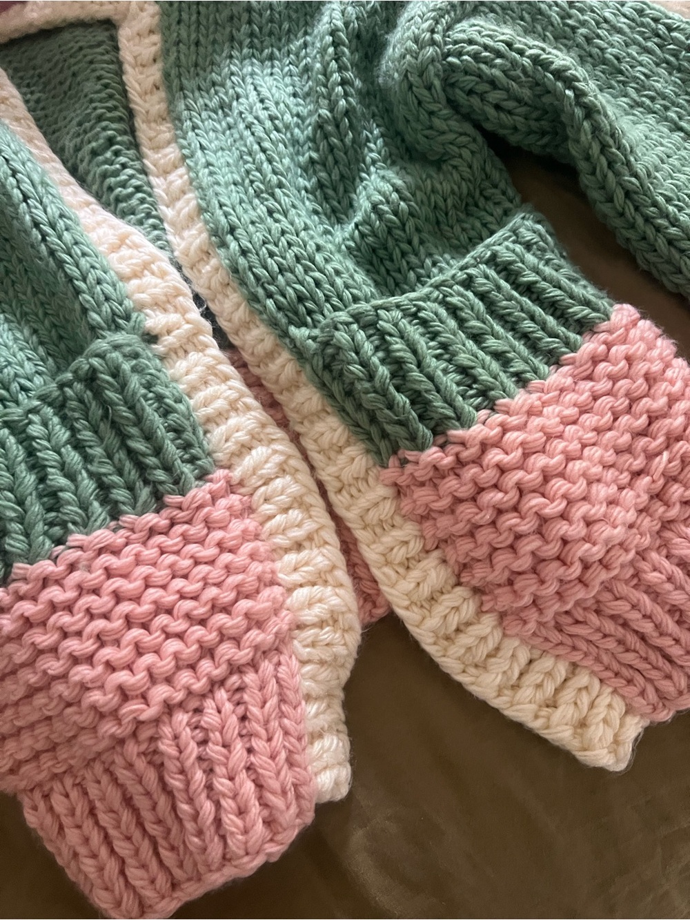 Chicwish Sage Green & Pink Chunky Knit Open Cardigan with Cream Trim - Picture 3 of 4